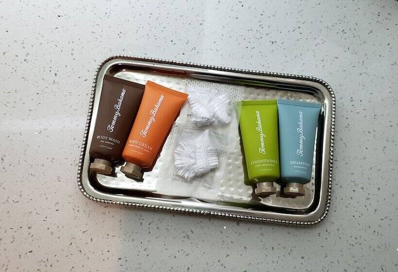 ホテル Polynesian Residences, Waikiki Beach