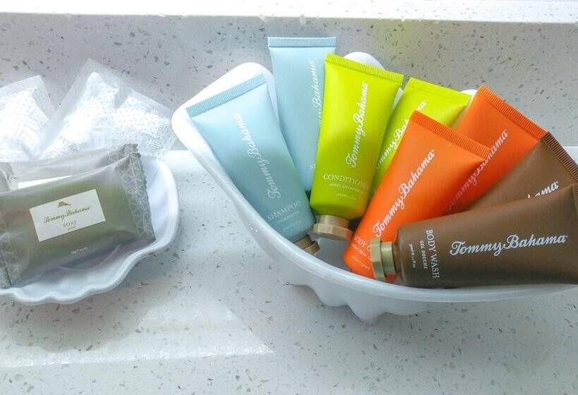 ホテル Polynesian Residences, Waikiki Beach