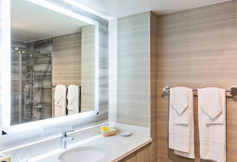 ホテル Polynesian Residences, Waikiki Beach