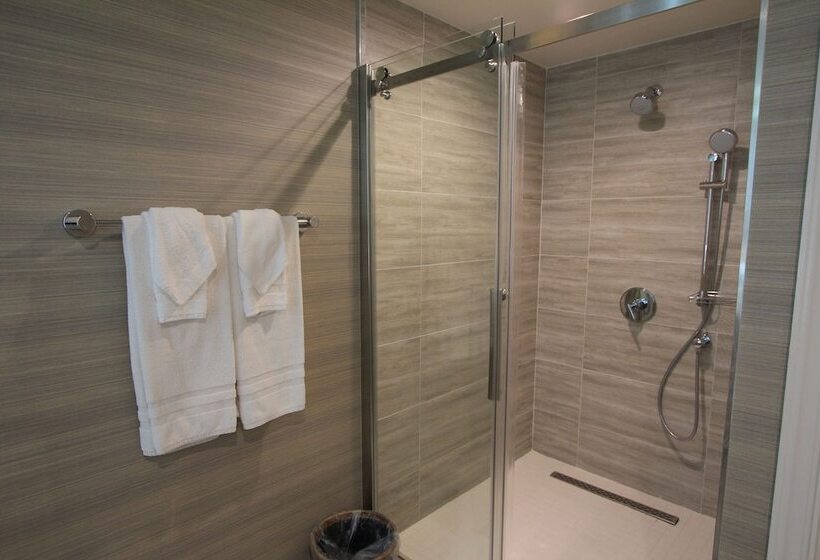 ホテル Polynesian Residences, Waikiki Beach