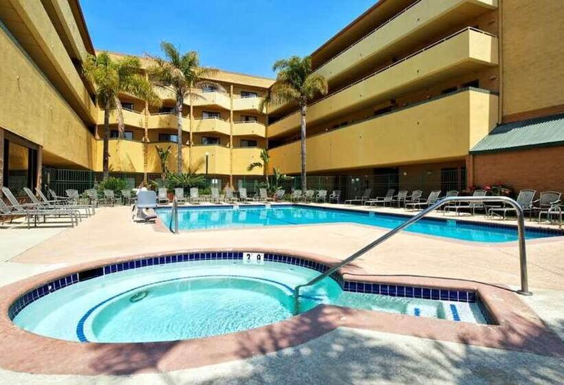 Radisson Hotel Santa Maria