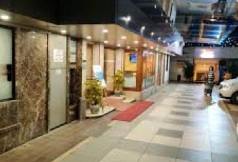 בית מלון כפרי Regenta Place The Emerald