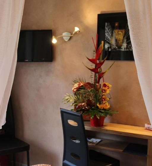 酒店 Restaurant Les Pins Logis