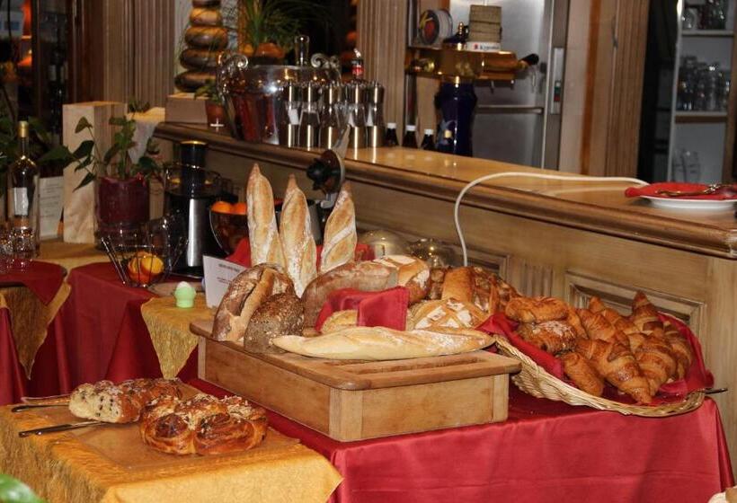 酒店 Restaurant Les Pins Logis