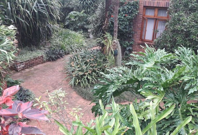 Отель Ridgeview Lodge