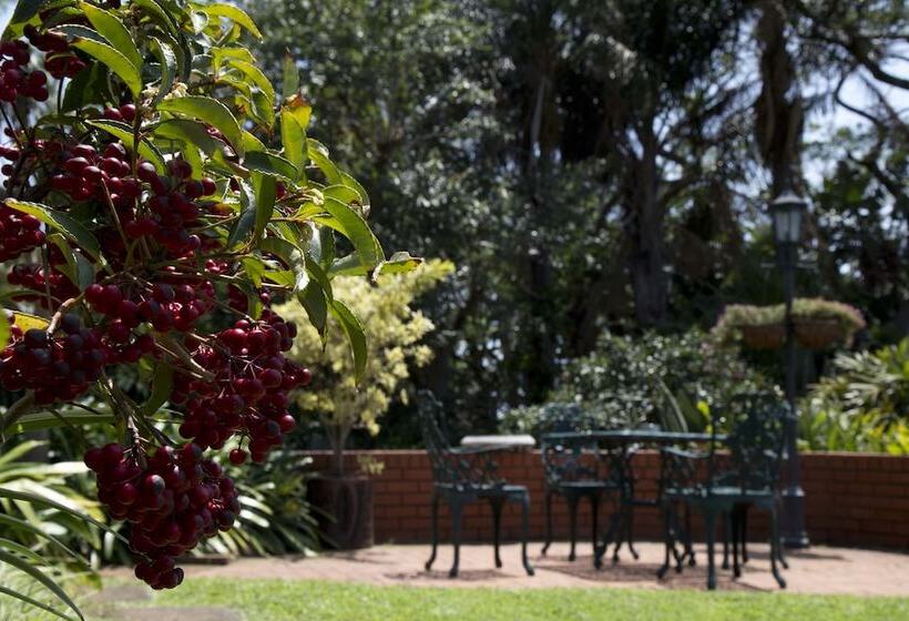 Отель Ridgeview Lodge