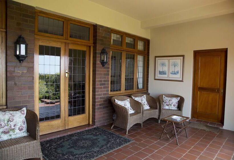 Отель Ridgeview Lodge