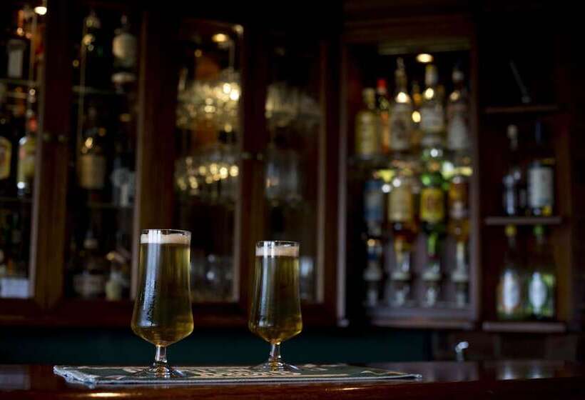 Отель Ridgeview Lodge