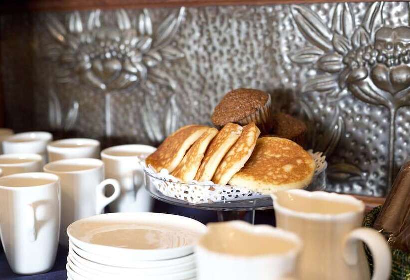 Отель Ridgeview Lodge