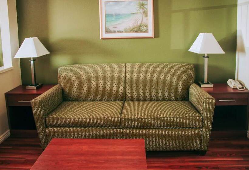 هتل Rodeway Inn & Suites