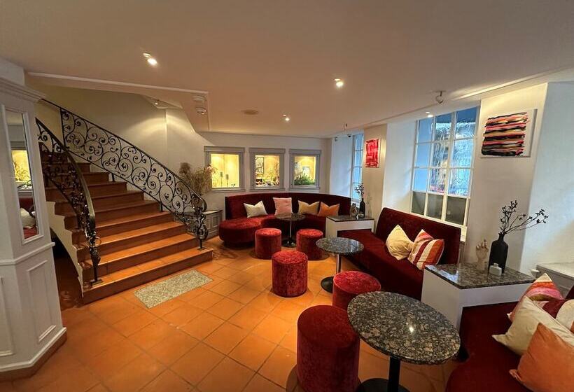 호텔 Roesli Guest House