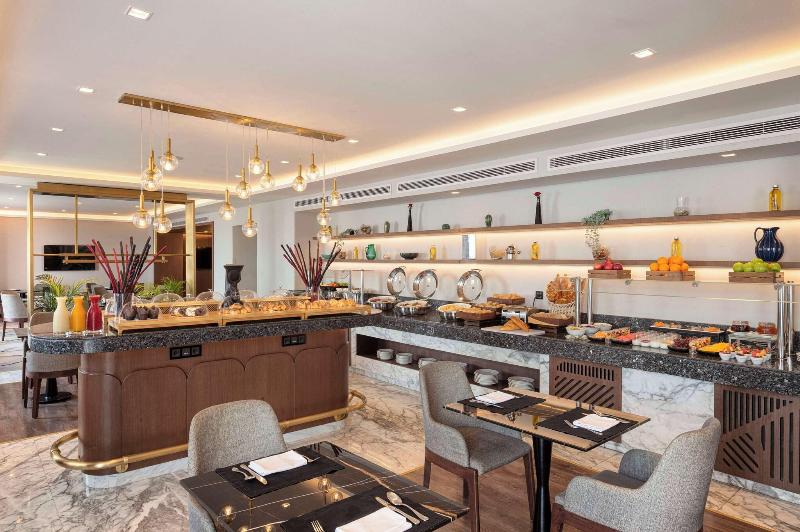 هتل Sofitel Cairo Downtown Nile