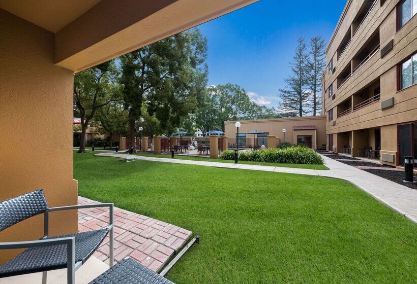 فندق Sonesta Select San Jose Airport