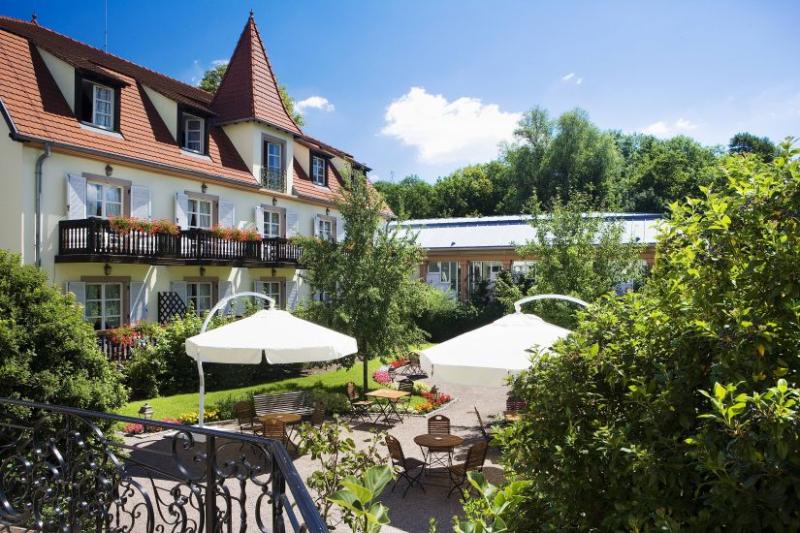 هتل Hôtel Château De L Ile