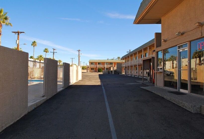 בית מלון כפרי Stone Inn Extended Stay U Of A