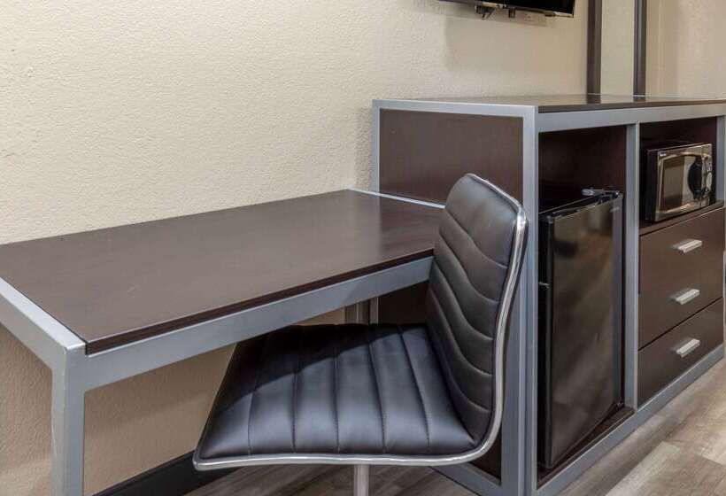 호텔 Super 8 By Wyndham Tulsa/arpt/st Fairgrounds