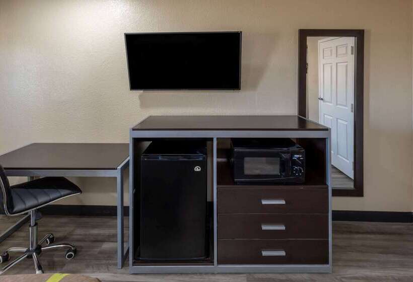 호텔 Super 8 By Wyndham Tulsa/arpt/st Fairgrounds