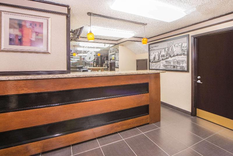 호텔 Super 8 By Wyndham Tulsa/arpt/st Fairgrounds