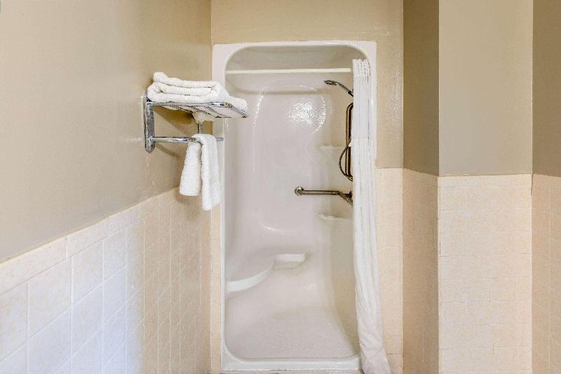 호텔 Super 8 By Wyndham Tulsa/arpt/st Fairgrounds