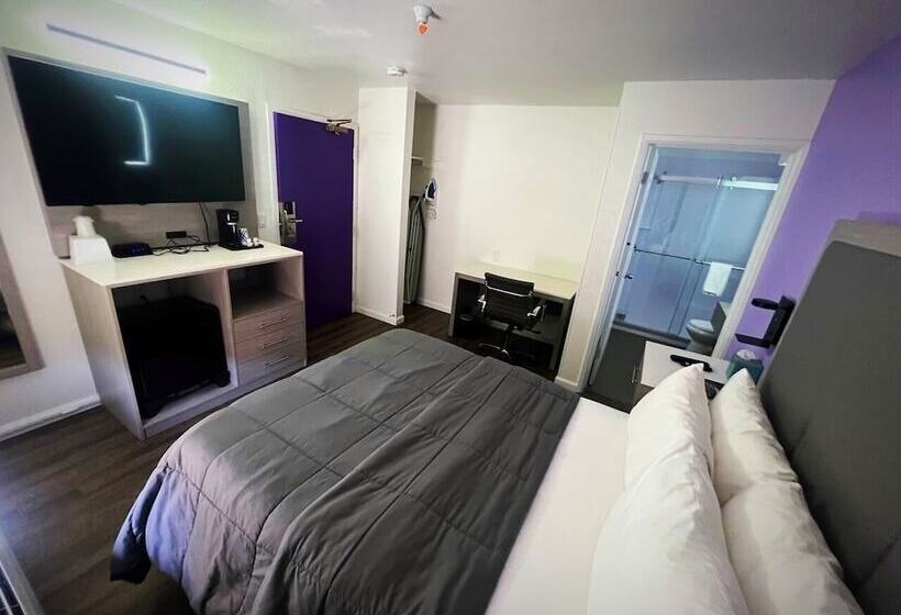 فندق The Aqua Pacific