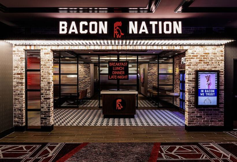 בית מלון כפרי The D Las Vegas