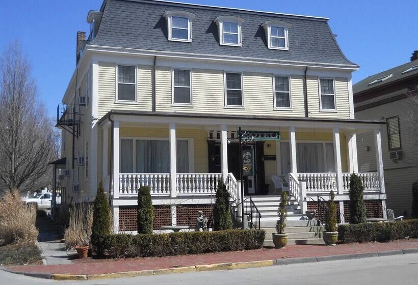 Отель Inn On Bellevue