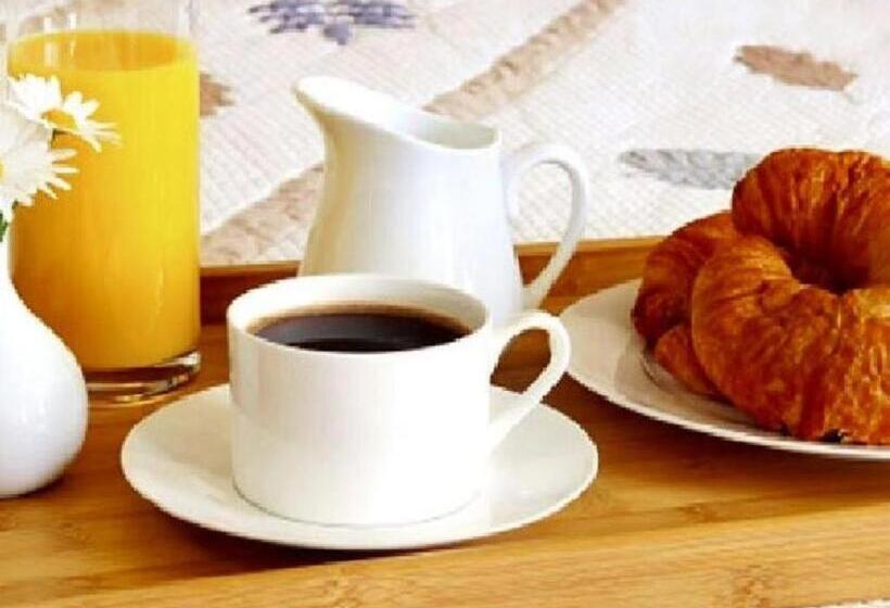 فندق The Monarch