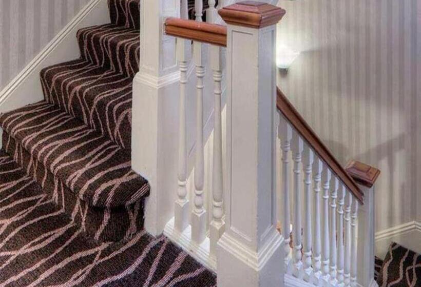 فندق The Monarch