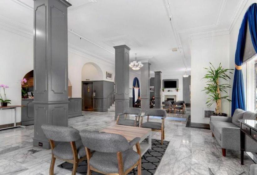 فندق The Monarch