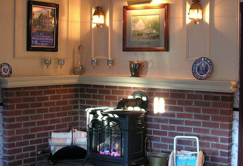 ホテル The Ogunquit Inn 