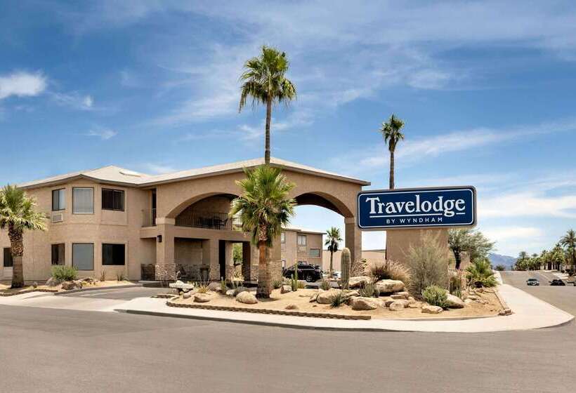 هتل Travelodge By Wyndham Lake Havasu