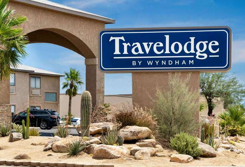 בית מלון כפרי Travelodge By Wyndham Lake Havasu