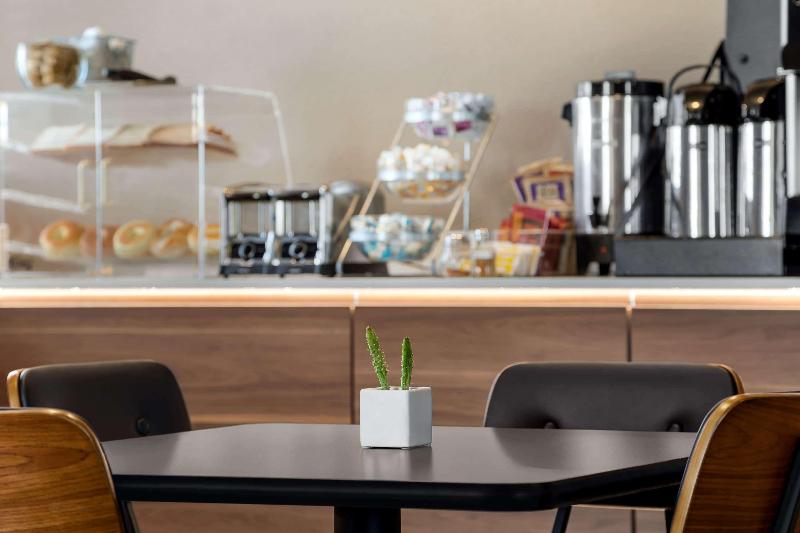 هتل Travelodge By Wyndham Lake Havasu