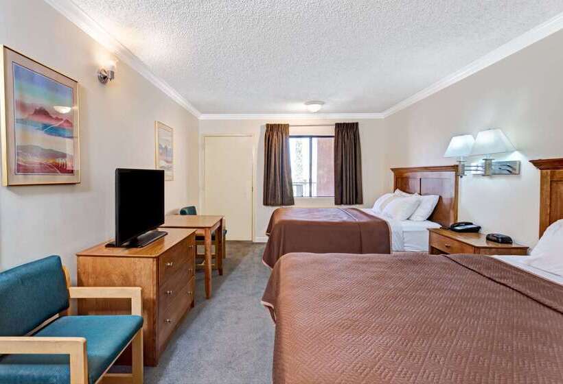 فندق Travelodge By Wyndham Pasadena Central