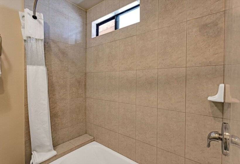 فندق Travelodge By Wyndham Pasadena Central