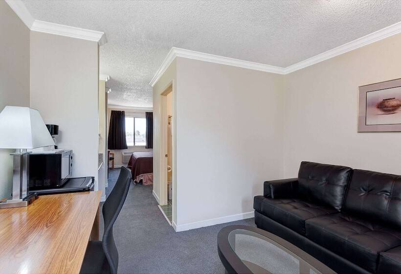 فندق Travelodge By Wyndham Pasadena Central