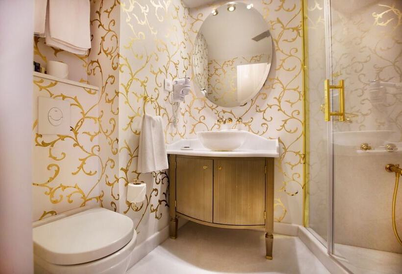 هتل Valide Sultan Konagi