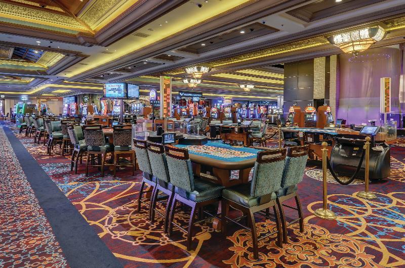 Mandalay Bay Resort And Casino