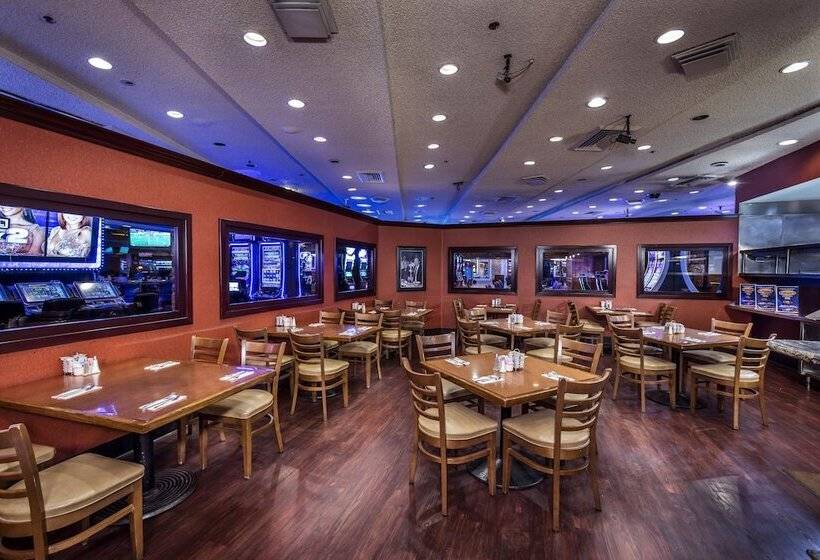 فندق على الطريق Apache