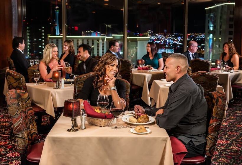 فندق على الطريق Apache