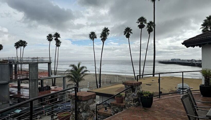 فندق على الطريق Casablanca Inn On The Beach