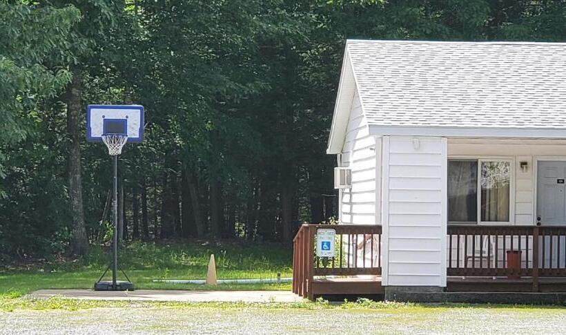 מוטל Red Ranch Inn