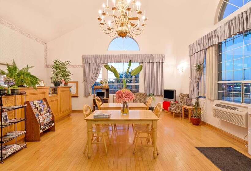 モーテル Super 8 By Wyndham Auburn