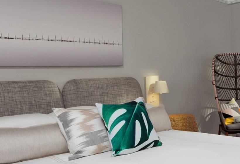 Pelican Grand Beach Resort, A Noble House Resort