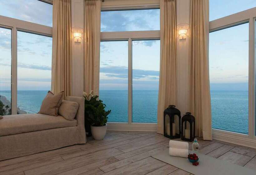 Pelican Grand Beach Resort, A Noble House Resort