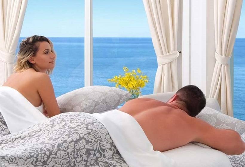 Pelican Grand Beach Resort, A Noble House Resort