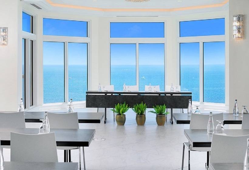 Pelican Grand Beach Resort, A Noble House Resort