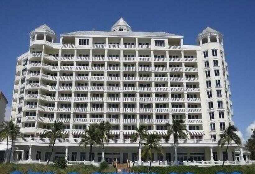 Pelican Grand Beach Resort, A Noble House Resort