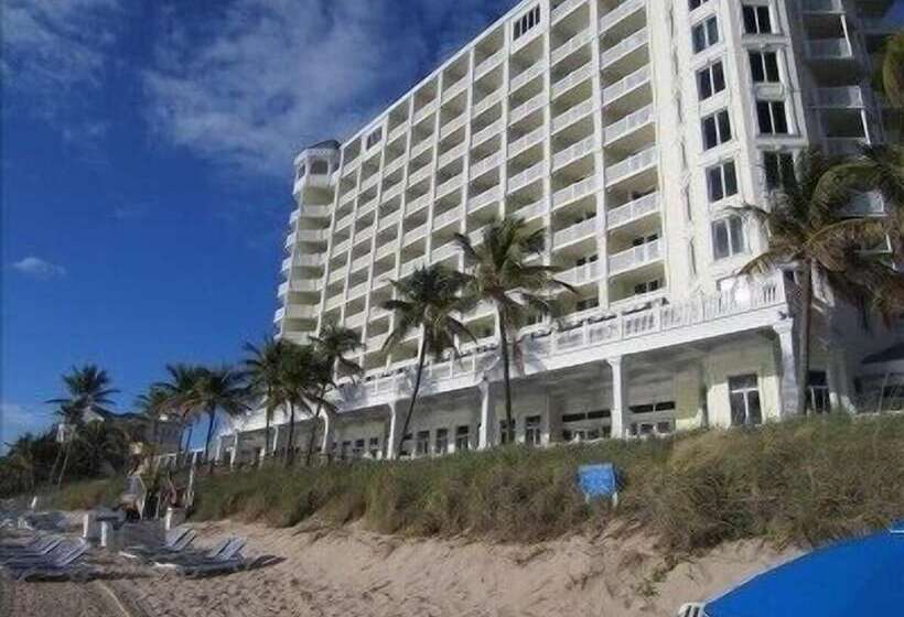 Pelican Grand Beach Resort, A Noble House Resort