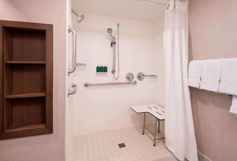 住所  Sonesta Es Suites Scottsdale Paradise Valley